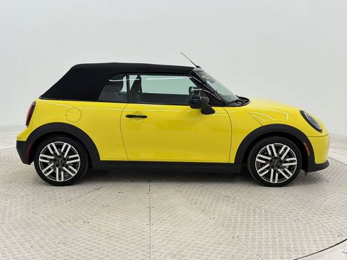 Used 2025 MINI Cooper S FWD image 8