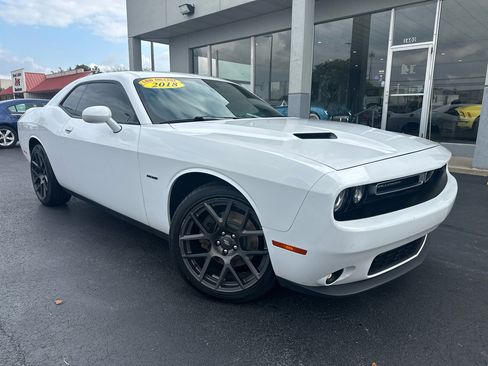 Used 2018 Dodge Challenger R/T w/ Sound Group image 2