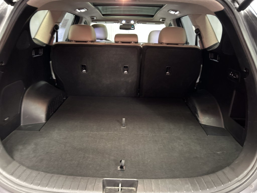 Used 2020 Hyundai Santa Fe Limited w/ Cargo Package FWD image 23