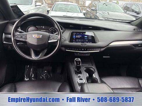 Used 2023 Cadillac XT4 Premium Luxury AWD/4WD image 13