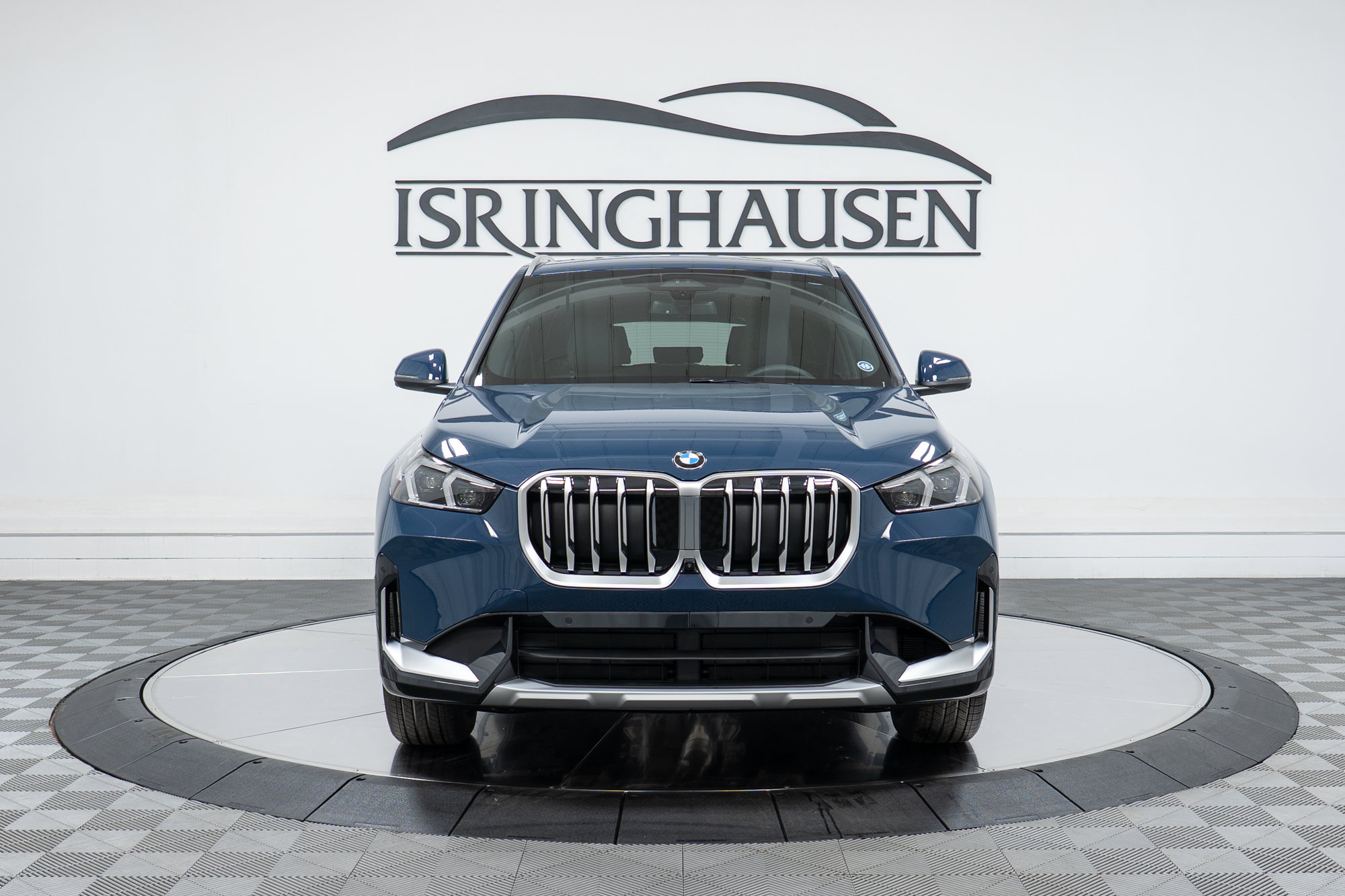 Used 2026 BMW X1 xDrive28i w/ Technology Package AWD/4WD image 2