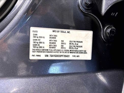 Used 2023 Tesla Model Y Long Range AWD/4WD image 34