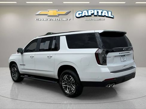 Used 2025 Chevrolet Suburban Z71 w/ Comfort Package AWD/4WD image 3