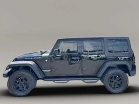 Used 2012 Jeep Wrangler Unlimited Rubicon w/ Connectivity Group AWD/4WD image 2