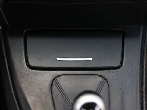 Used 2011 BMW M3 Coupe RWD image 42
