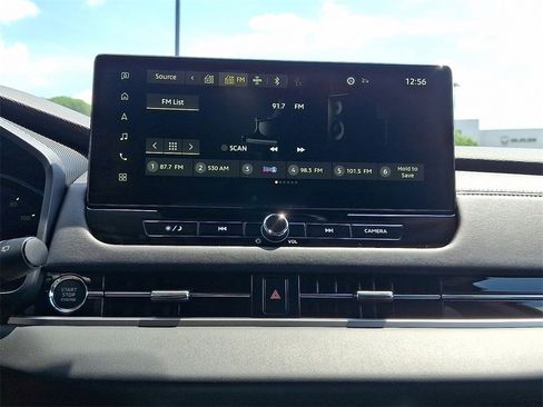 New 2025 Mitsubishi Outlander SE image 8