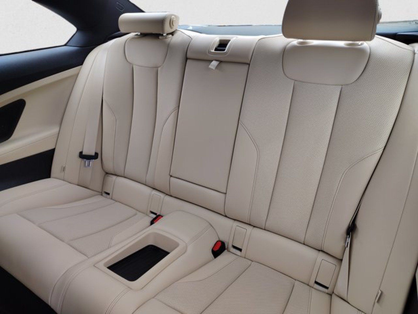 Used 2023 BMW 230i xDrive Coupe w/ Premium Package AWD/4WD image 19