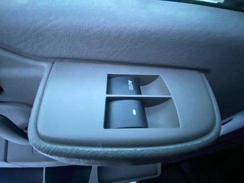 Used 2021 Chevrolet Express 3500 w/ Power Convenience Package image 25