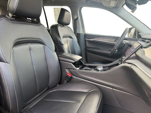 Used 2022 Jeep Grand Cherokee Limited 4xe AWD/4WD image 15