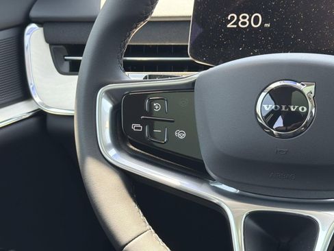 New 2026 Volvo EX90 Ultra AWD/4WD image 8