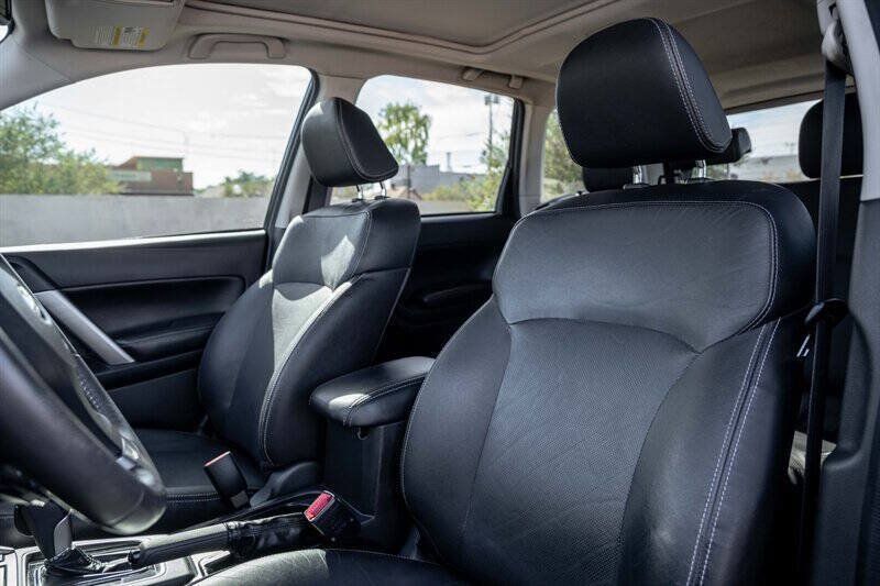 Used 2016 Subaru Forester 2.0XT Touring w/ Eyesight & Navigation System AWD/4WD image 10