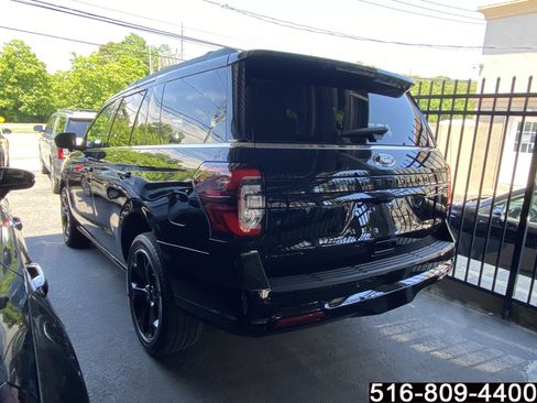 Used 2023 Ford Expedition Limited AWD/4WD image 5
