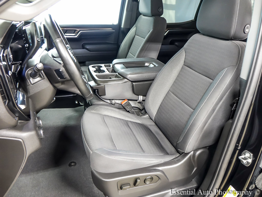 Used 2023 Chevrolet Silverado 1500 LT w/ Z71 Off-Road Package AWD/4WD image 10