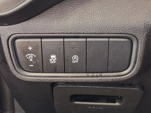 Used 2024 Kia Soul LX w/ Option Group 015 FWD image 19