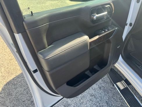 Used 2020 GMC Sierra 2500 Denali w/ Denali Ultimate Package image 11