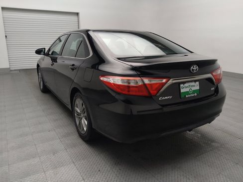 Used 2016 Toyota Camry SE FWD image 5
