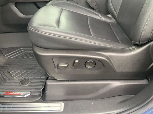 Used 2024 Chevrolet Silverado 1500 LTZ w/ LTZ Premium Package image 27