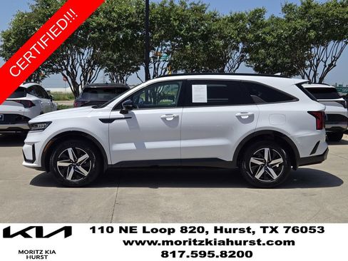 Certified 2021 Kia Sorento S w/ Panoramic Sunroof Package FWD image 12