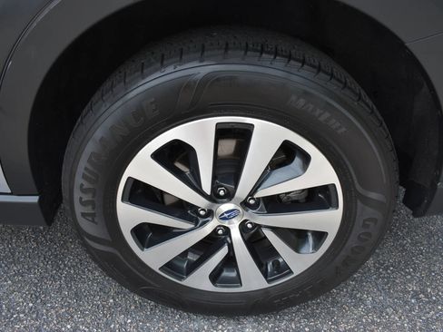 Used 2023 Subaru Outback Premium AWD/4WD image 44