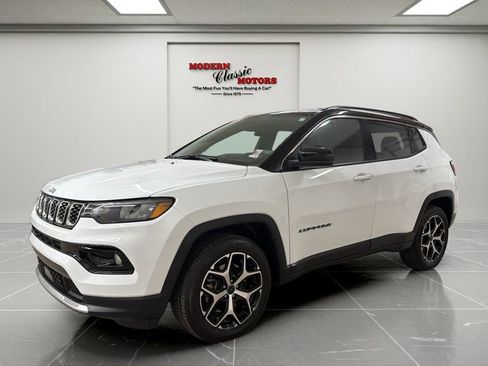 Used 2025 Jeep Compass Limited AWD/4WD image 3