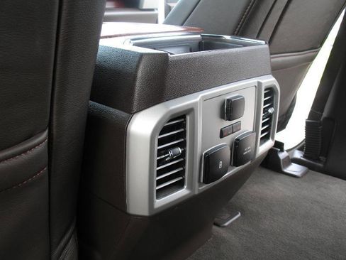 Used 2019 Ford F150 King Ranch w/ Equipment Group 601A Luxury AWD/4WD image 67