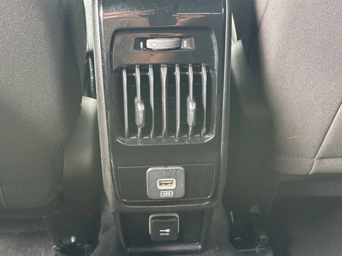 Used 2023 Jeep Compass Sport AWD/4WD image 14