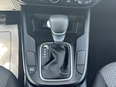 Used 2023 Kia Soul LX FWD image 19