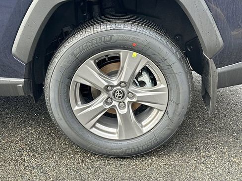 New 2025 Toyota RAV4 XLE image 10