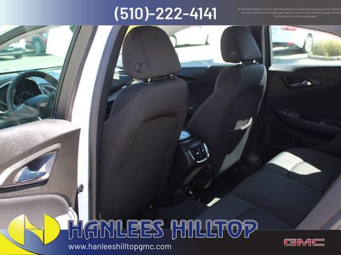 Used 2023 Chevrolet Malibu LT FWD image 16