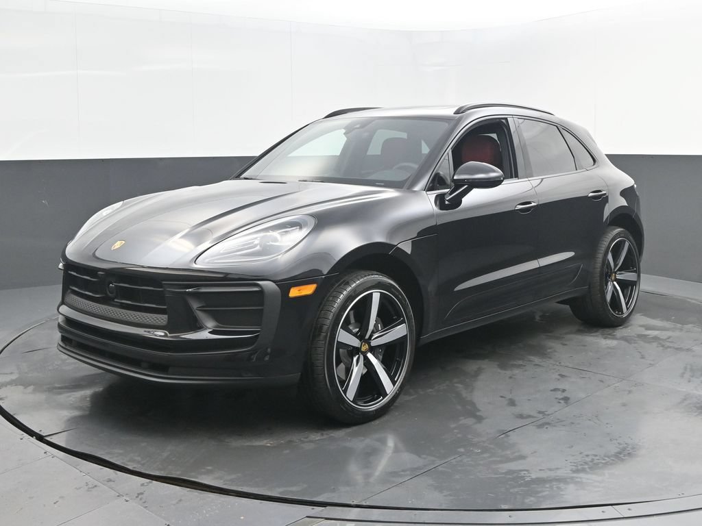 New 2026 Porsche Macan AWD/4WD image 1