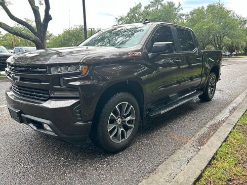 Used 2019 Chevrolet Silverado 1500 RST w/ All-Star Edition AWD/4WD image 2