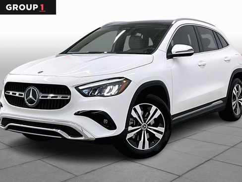 New 2026 Mercedes-Benz GLA 250 4MATIC image 1
