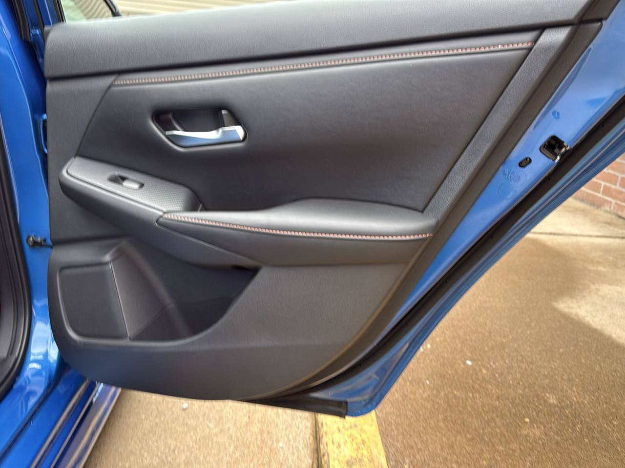 Used 2022 Nissan Sentra SR w/ SR Premium Package FWD image 20
