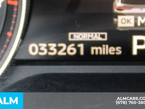 Used 2025 Mitsubishi Outlander SE FWD image 41