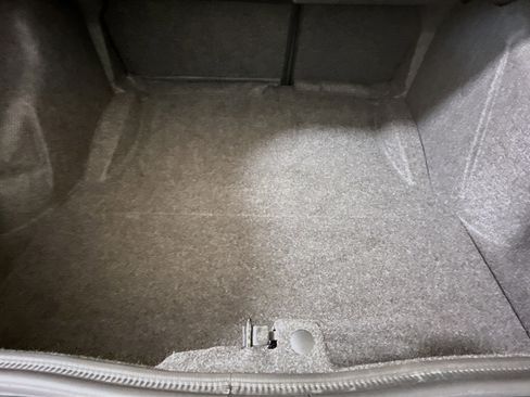 Used 2018 Dodge Challenger R/T Scat Pack w/ Dynamics Package image 31