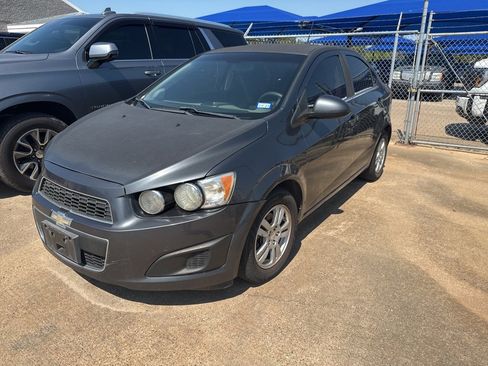 Used 2013 Chevrolet Sonic LT image 1