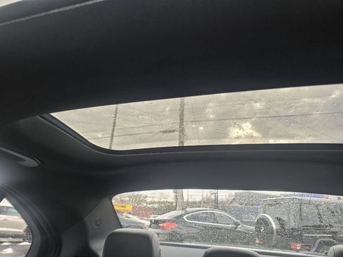 Used 2018 Mercedes-Benz C 300 4MATIC Sedan image 27