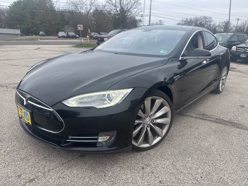 Used 2013 Tesla Model S Base 4dr Liftback (85 kWh) image 1