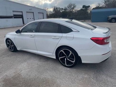 Used 2022 Honda Accord Sport Special Edition image 6