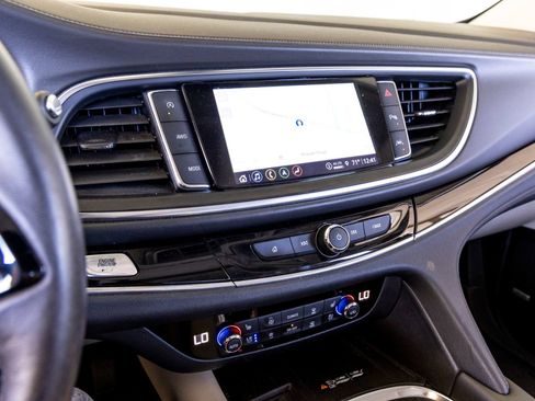 Used 2023 Buick Enclave Avenir w/ Avenir Technology Package AWD/4WD image 13