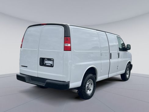 Used 2021 Chevrolet Express 2500 RWD image 11