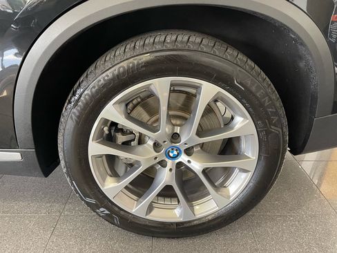 Used 2024 BMW X5 xDrive50e AWD/4WD image 23