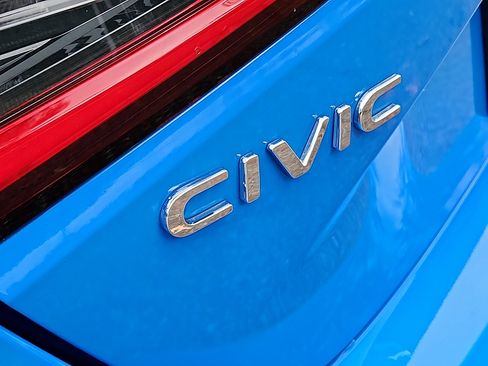 Used 2024 Honda Civic Sport image 29