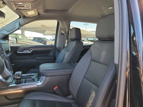 Used 2023 Chevrolet Silverado 1500 RST w/ Redline Edition image 7