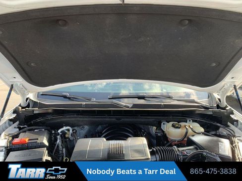 Used 2021 Chevrolet Suburban LT RWD image 18