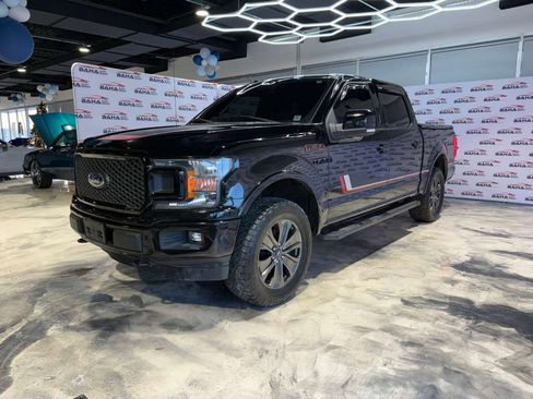 Used 2018 Ford F150 Lariat image 2