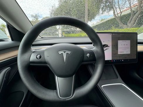 Used 2023 Tesla Model 3 Standard Range RWD image 14