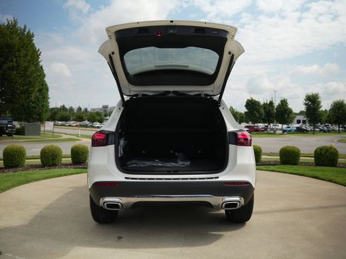 New 2026 Mercedes-Benz GLA 250 4MATIC image 15