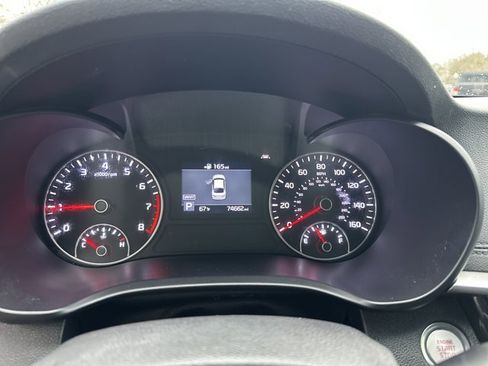 Used 2020 Kia Optima Premium image 31