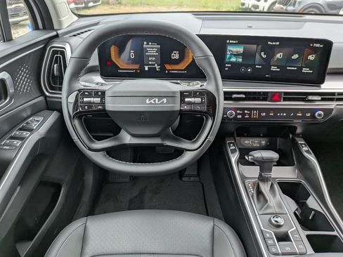 New 2026 Kia Sorento S FWD image 18